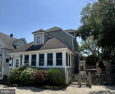 /international/us/224-fifth-street-a-beach-haven-nj-110100894404/