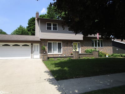 /international/us/111-slayton-iowa-falls-ia-110100261648/