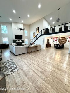 /international/us/2585-manton-rd-bardstown-ky-110107004754/