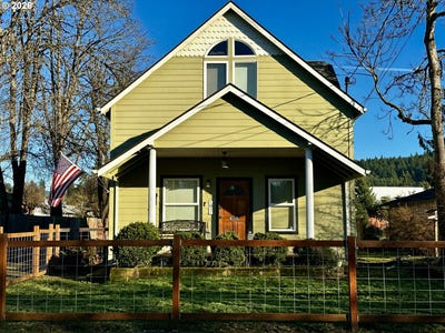/international/us/822-s-8th-st-cottagegrove-or-110104843220/