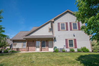 /international/us/w170n5526-ridgewood-dr-menomonee-falls-wi-110108444704/