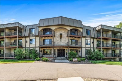 /international/us/2200-nevada-avenue-s-saint-louis-park-mn-110099870333/