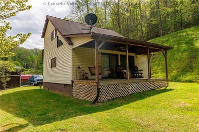 /international/us/354-mill-branch-road-chapmanville-wv-110104152843/