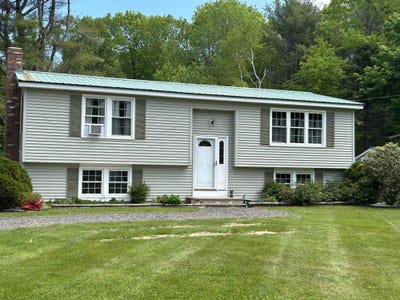 /international/us/125-benson-road-west-gardiner-me-110108738952/