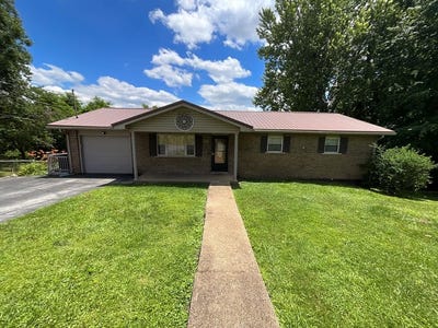 /international/us/113-joyce-street-beckley-wv-110107609762/