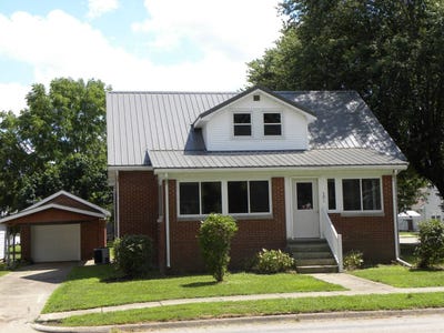 /international/us/301-e-emmons-st-robinson-il-110100628049/