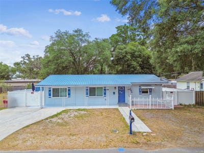 /international/us/504-e-lee-street-plant-city-fl-110099322059/