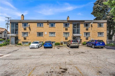 /international/us/1415-wyandotte-avenue-lakewood-oh-110108281737/