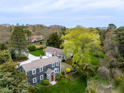 /international/us/5-funn-pond-road-east-dennis-ma-110108014077/