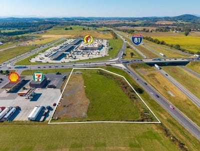 /international/us/6260-walton-way-mount-crawford-va-110105841175/