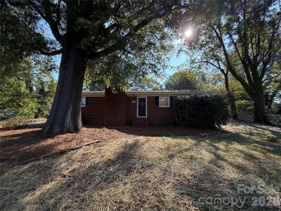 /international/us/5525-bertie-avenue-salisbury-nc-110120691062/