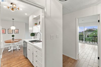 /international/us/2-panoramic-way-berkeley-ca-110120410532/