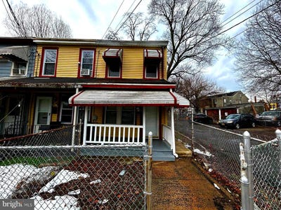 /international/us/7-race-street-trenton-nj-110108131735/