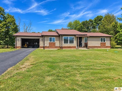 /international/us/6204-russell-springs-road-columbia-ky-110110356006/