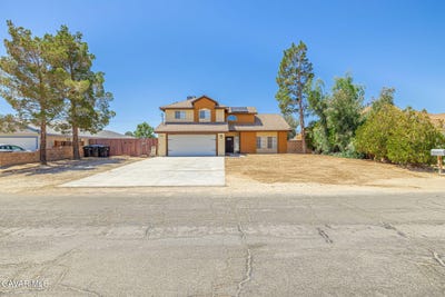 /international/us/9950-karen-avenue-california-city-ca-110100674164/