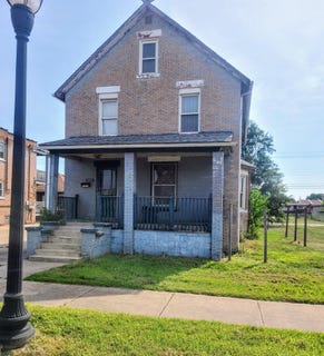 /international/us/3435-fir-street-east-chicago-in-110101613049/