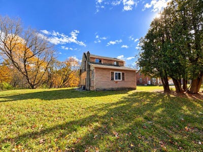 /international/us/46-gaskin-circle-lyndon-vt-110120586652/