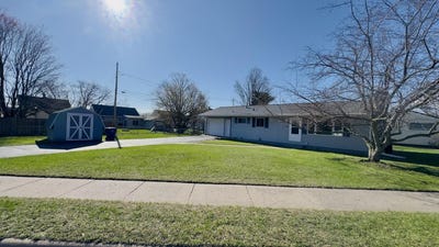 /international/us/307-lawrence-street-schofield-wi-110107519756/