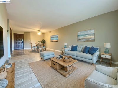 /international/us/47112-warm-springs-blvd-fremont-ca-110107079068/