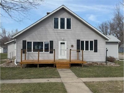 /international/us/108-4th-street-ne-fulda-mn-110106535245/