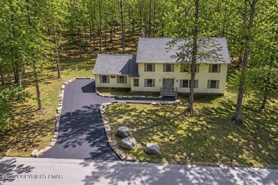 /international/us/2312-cramer-court-bushkill-pa-110108221737/