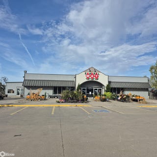 /international/us/2857-n-court-rd-ottumwa-ia-110120412635/