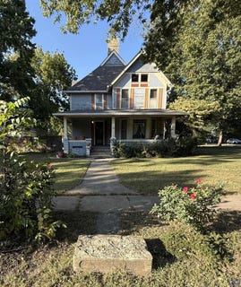 /international/us/218-e-perry-st-rossville-ks-110105202726/