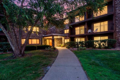 /international/us/4120-parklawn-avenue-edina-mn-110119405164/