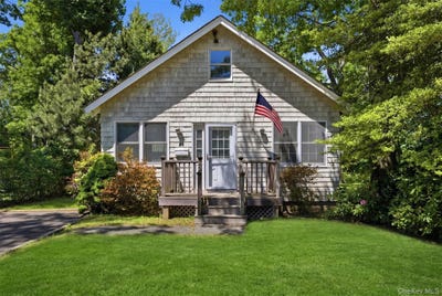 /international/us/26-garfield-avenue-east-islip-ny-110108505095/