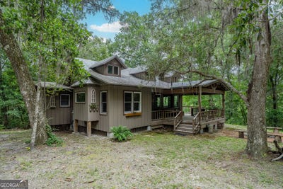 /international/us/1360-douglas-fish-camp-white-oak-ga-110100453513/