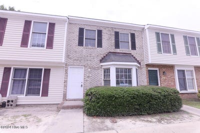 /international/us/111-concord-drive-greenville-nc-110108399263/