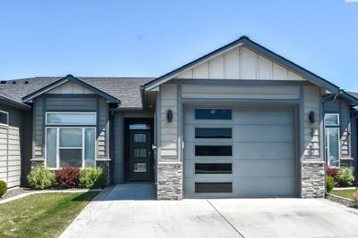 /international/us/2730-friesian-court-west-richland-wa-110108335945/