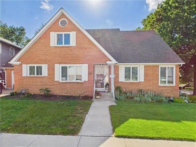 /international/us/200-s-college-street-warrensburg-mo-110100780392/