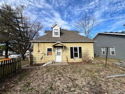 /international/us/204-madison-street-macon-mo-110107828234/