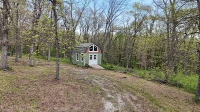 /international/us/28378-highland-drive-moravia-ia-110104941742/