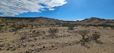 /international/us/2701-b-b-grass-draw-terlingua-tx-110105288938/