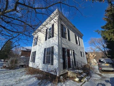 /international/us/23-bevins-rd-oneonta-ny-110104778308/