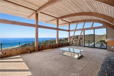 /international/us/1255-skyline-drive-laguna-beach-ca-110120742682/