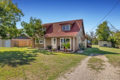 /international/us/710-s-spears-street-alvarado-tx-110120488391/