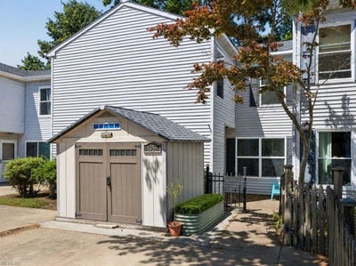 /international/us/1056-coastaway-drive-virginia-beach-va-110108781594/