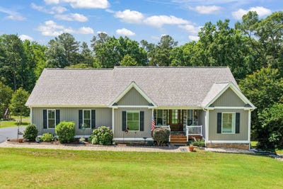 /international/us/108-oakview-drive-clarksville-va-110108930550/