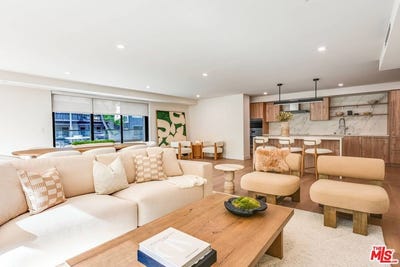 /international/us/350-n-palm-dr-beverly-hills-ca-110106278807/
