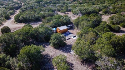 /international/us/private-road-3150-brackettville-tx-110109141987/