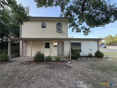 /international/us/1405-highland-avenue-rockdale-tx-110110255413/