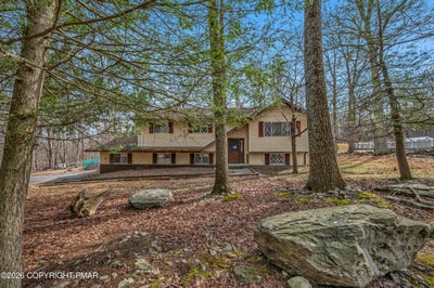 /international/us/218-mohican-road-canadensis-pa-110104330432/
