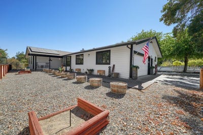 /international/us/7270-summerwood-lane-vacaville-ca-110120059415/