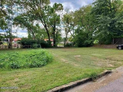 /international/us/219-first-street-jackson-tn-110109114712/