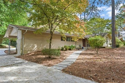 /international/us/705-edgewater-trail-nw-sandy-springs-ga-110107048541/