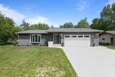/international/us/611-8th-avenue-n-sauk-rapids-mn-110108766896/