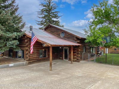 /international/us/950-cleveland-street-meeker-co-110101066811/